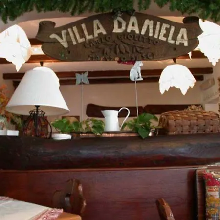 Hotel Daniela 2*