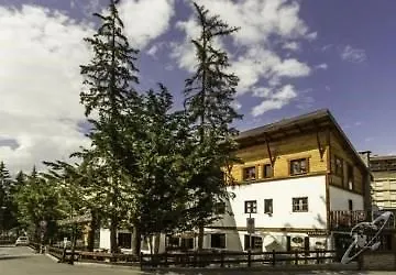 Hotel Daniela 2*